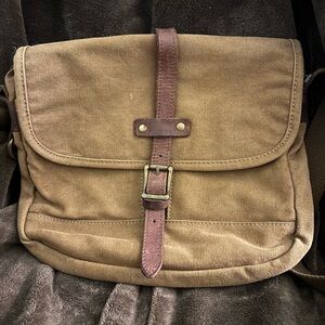Canvas crossbody